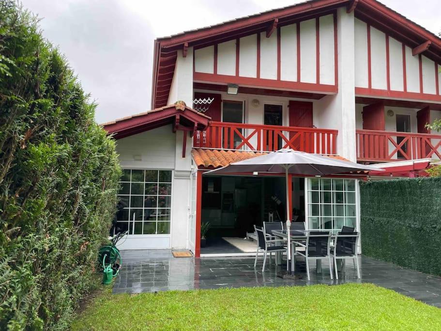 Casa Romantica En Hendaya Villa Exterior foto